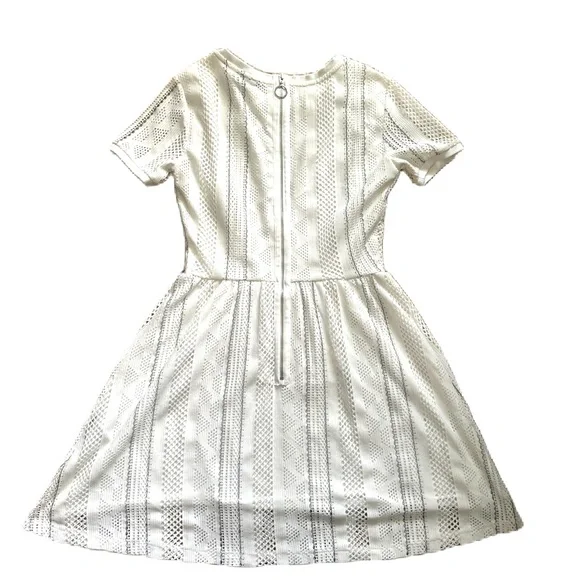 Topshop White Eyelet Dress. Size 2. - Picture 2 of 4